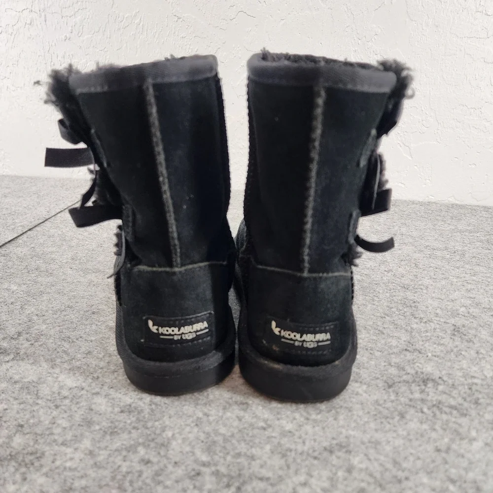 Koolaburra‎ by UGG Size 2 Black Victoria Short Bow Suede Faux Fur Winter Boots